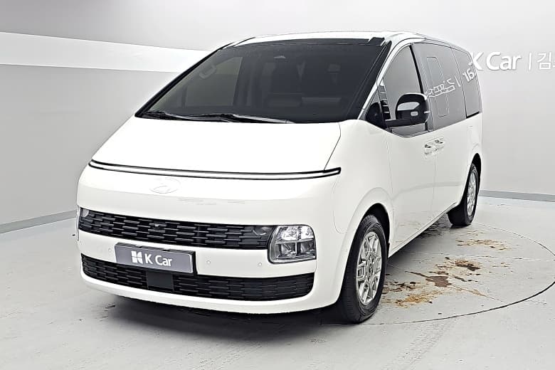 Hyundai The New Staria Hybrid 2026
